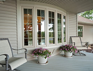 Difference Between Bay and Bow Windows